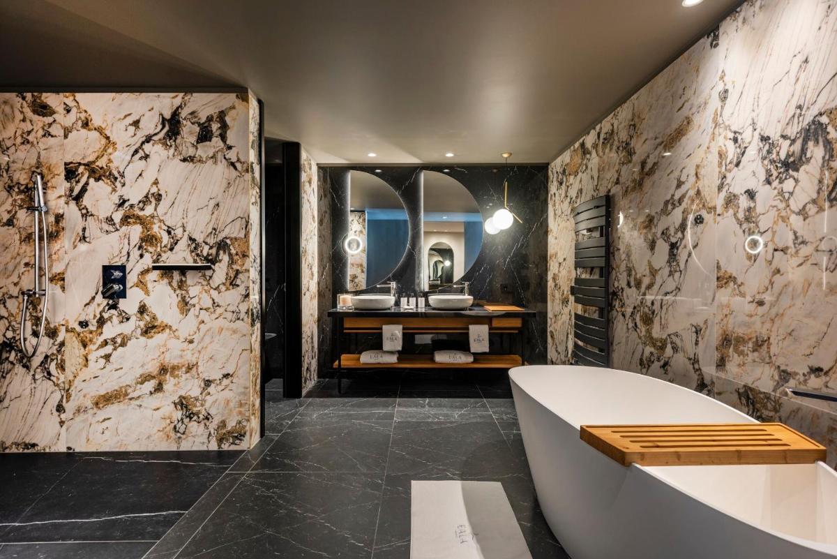 EALA My Lakeside Dream - Adults Only