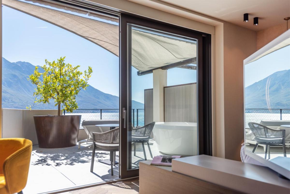 EALA My Lakeside Dream - Adults Only