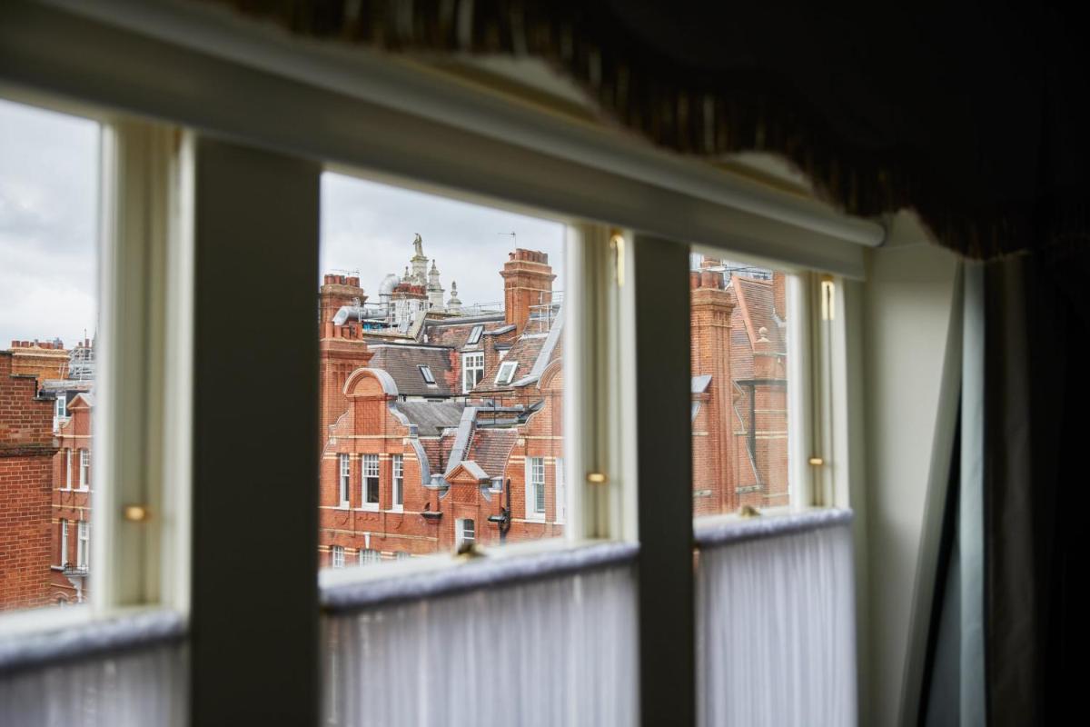 Egerton House