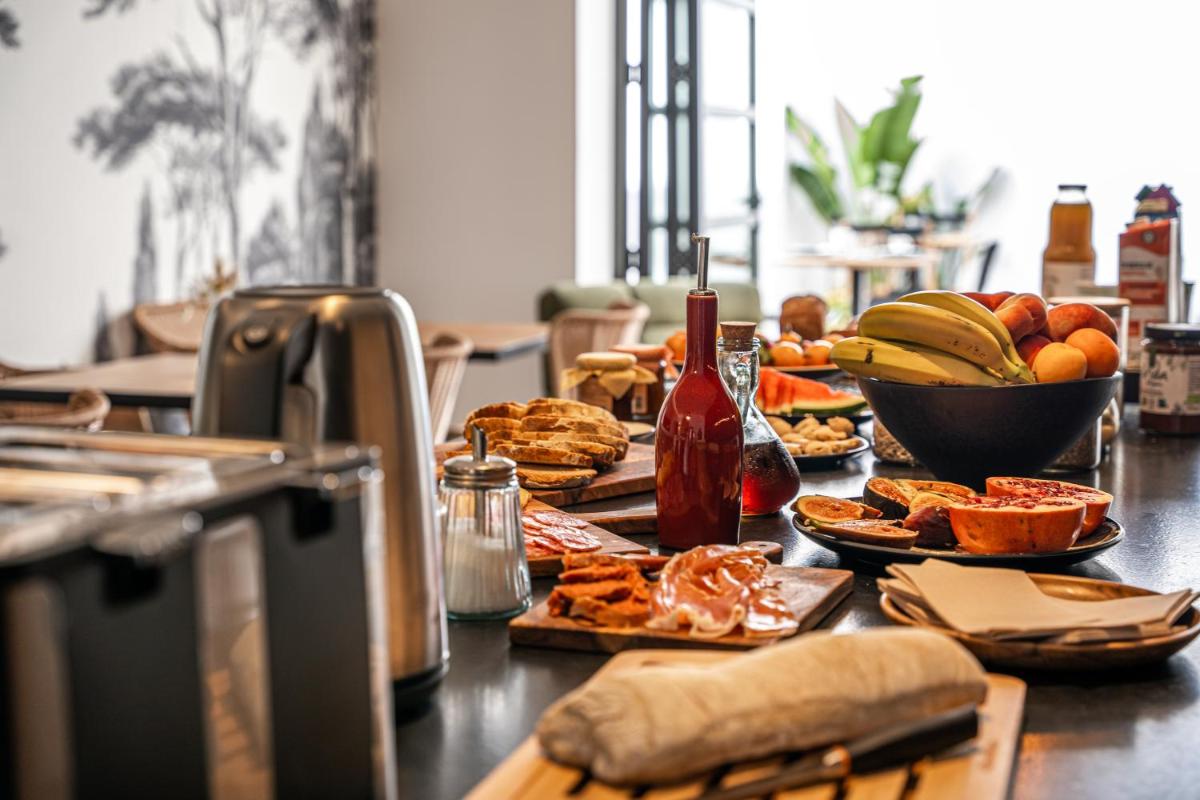 El Consul Mao - Hotel Boutique