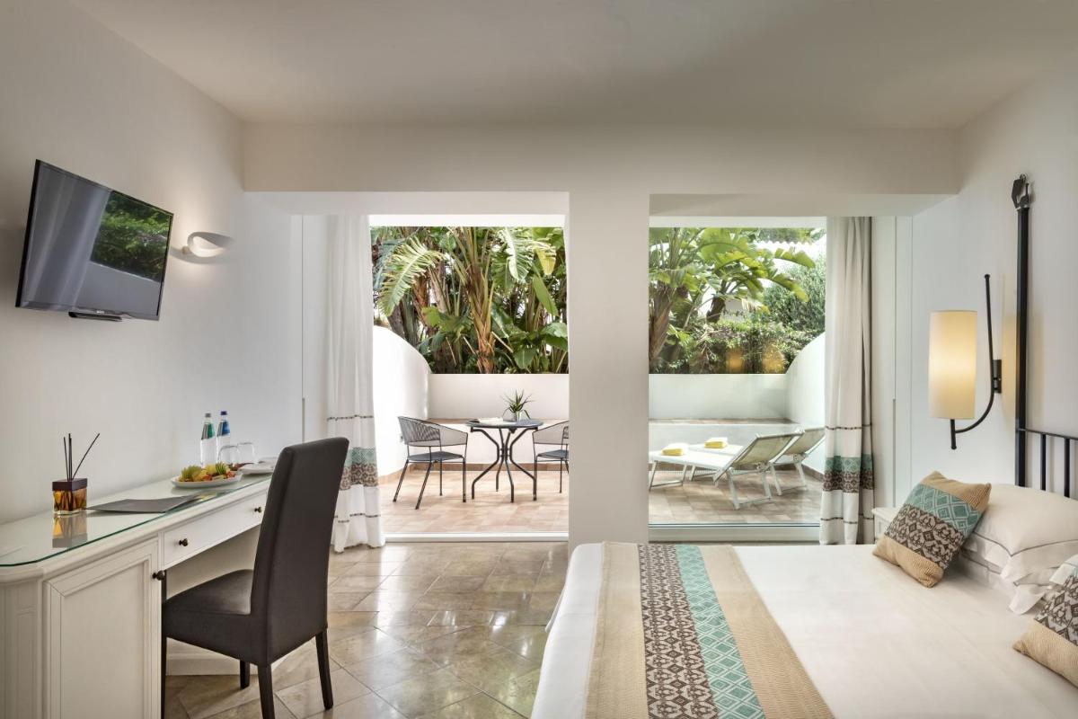 El Faro Hotel & Spa