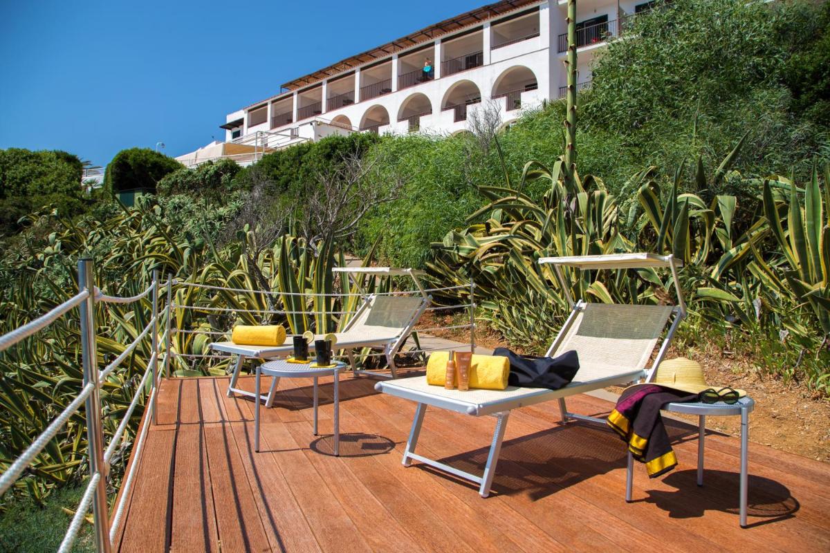 El Faro Hotel & Spa