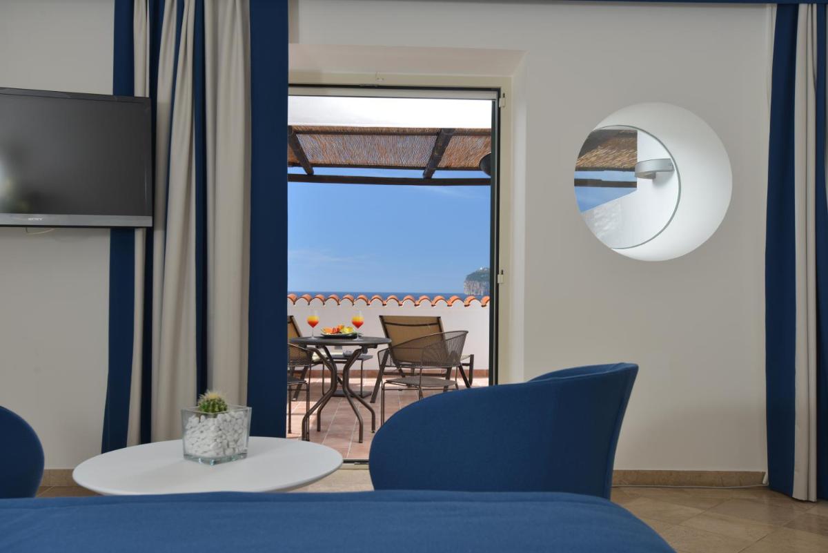 El Faro Hotel & Spa