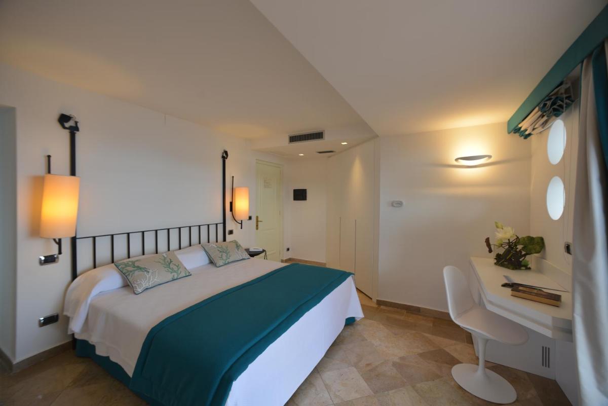 El Faro Hotel & Spa