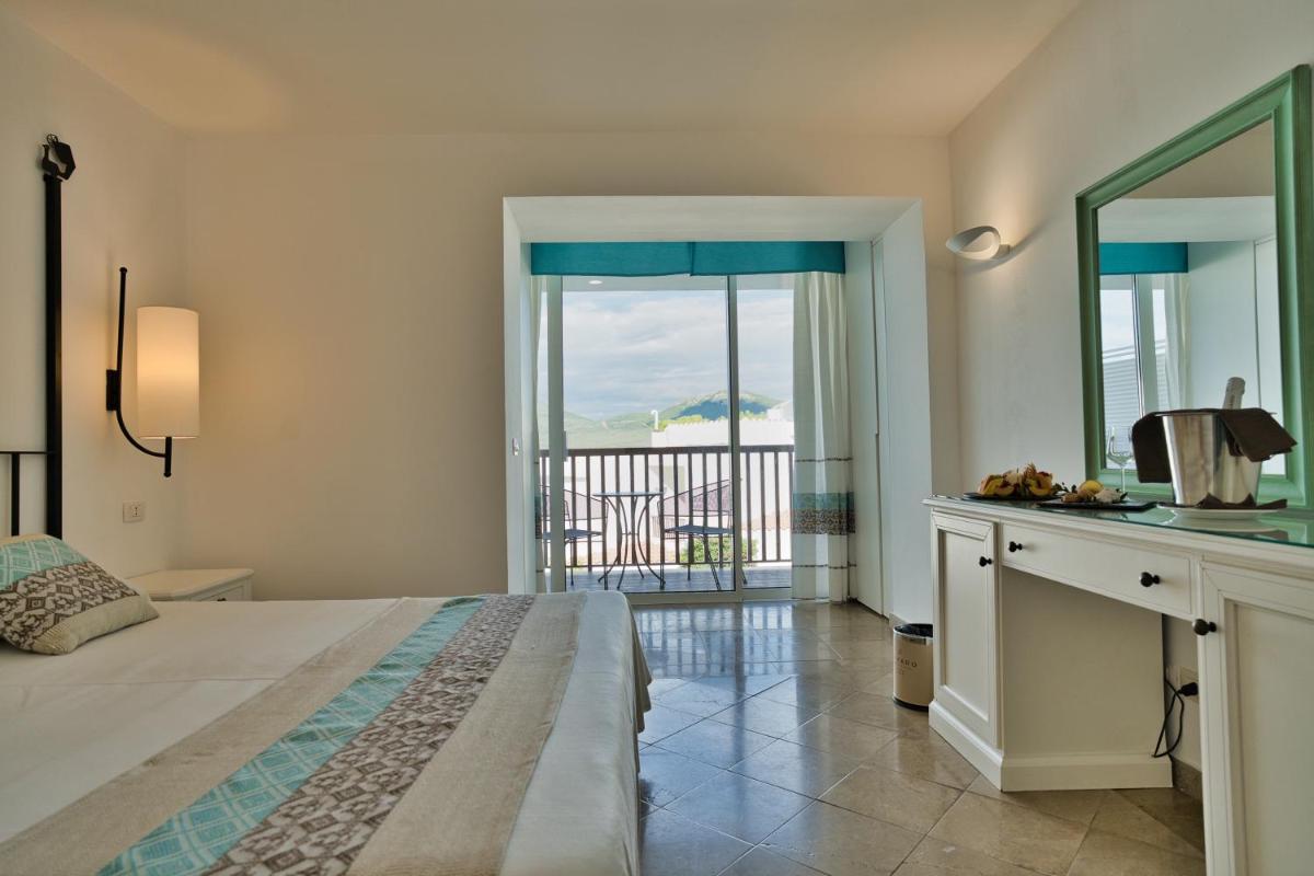 El Faro Hotel & Spa