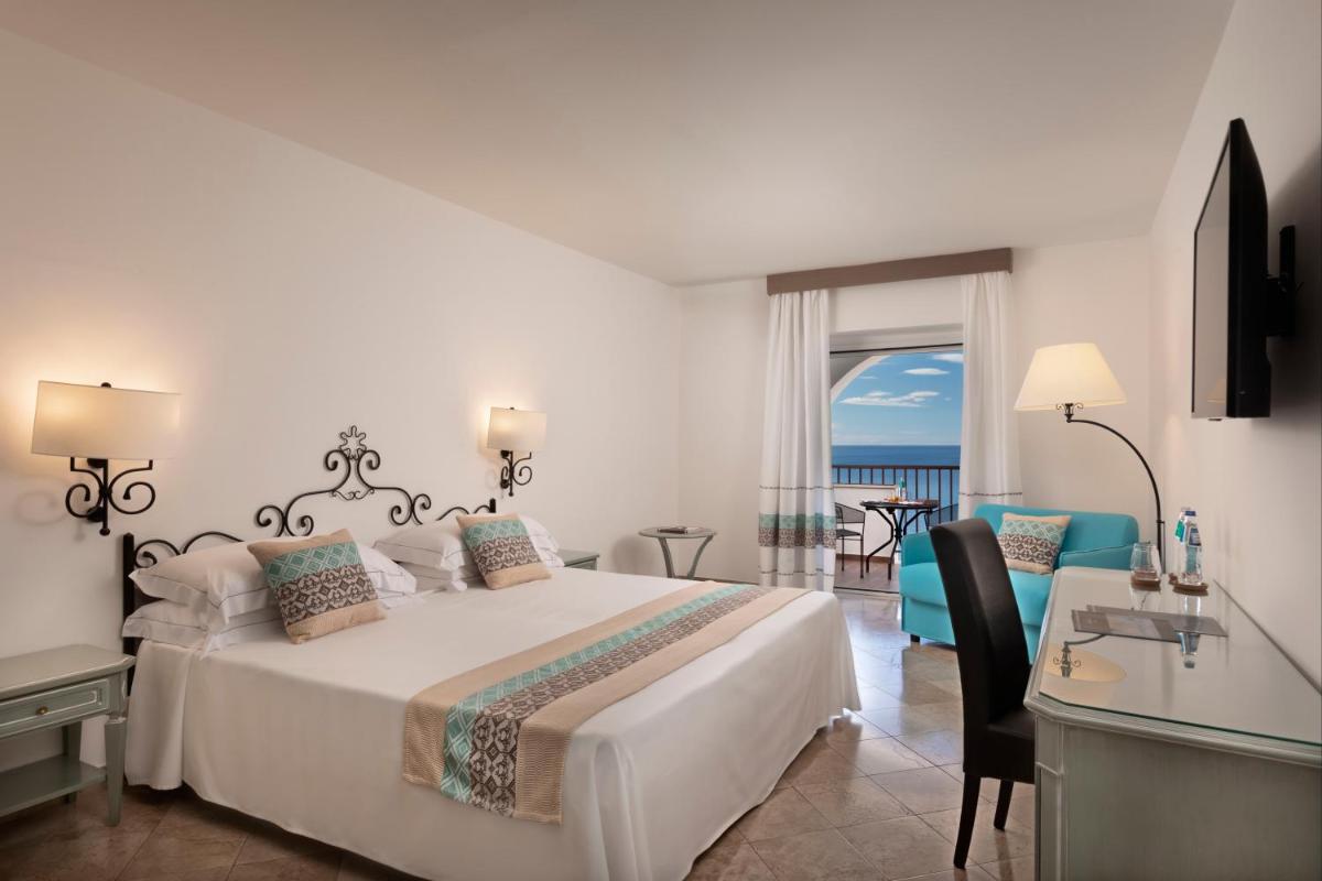 El Faro Hotel & Spa