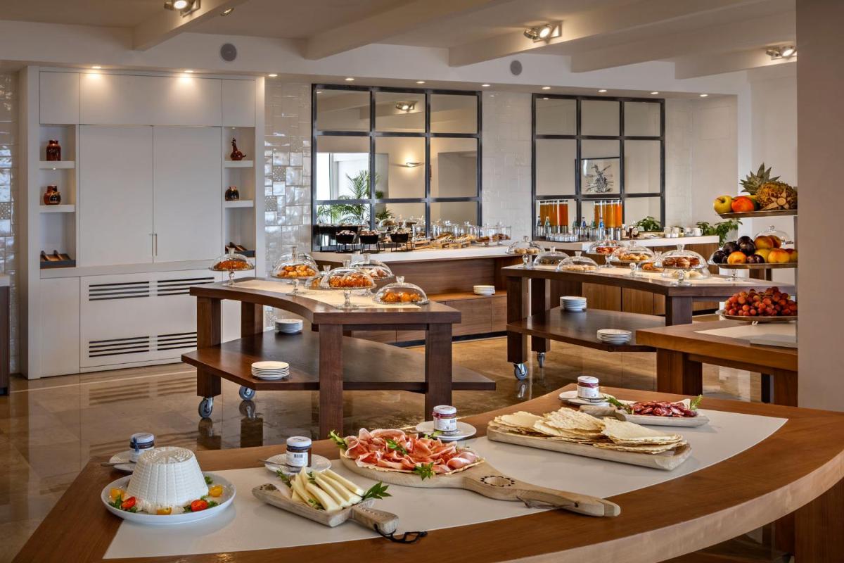 El Faro Hotel & Spa
