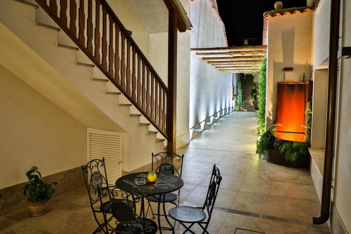 El Patio de los Jazmines Boutique-House