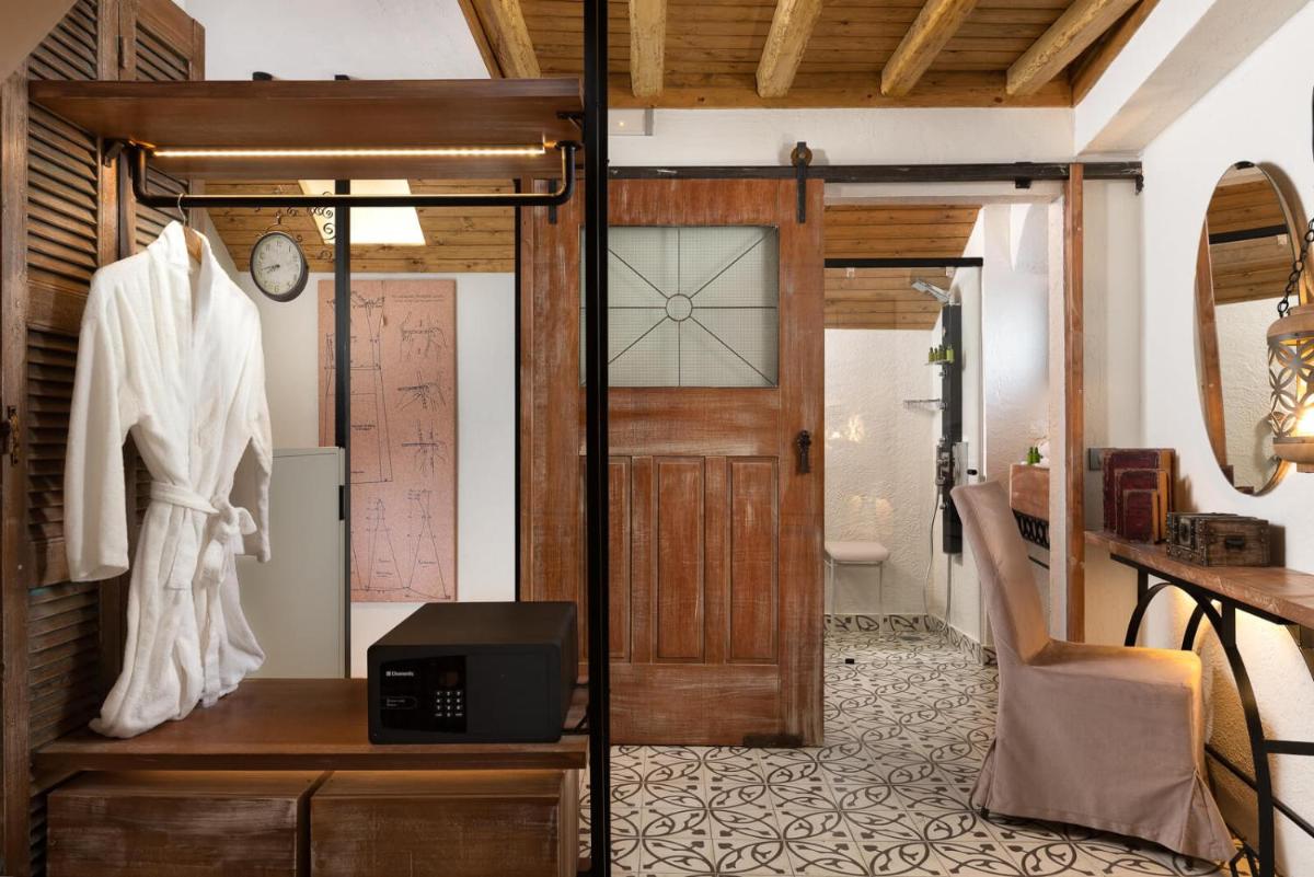 Elakati Luxury Boutique Hotel - Adults Only