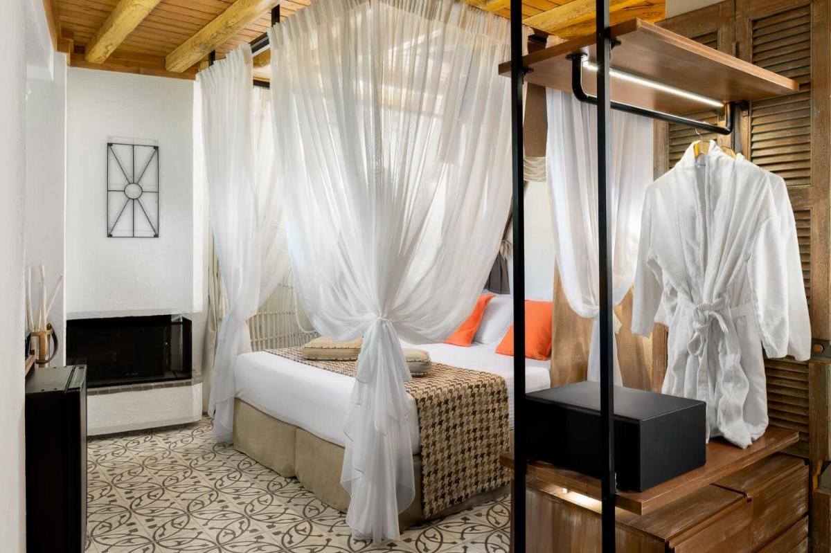 Elakati Luxury Boutique Hotel - Adults Only