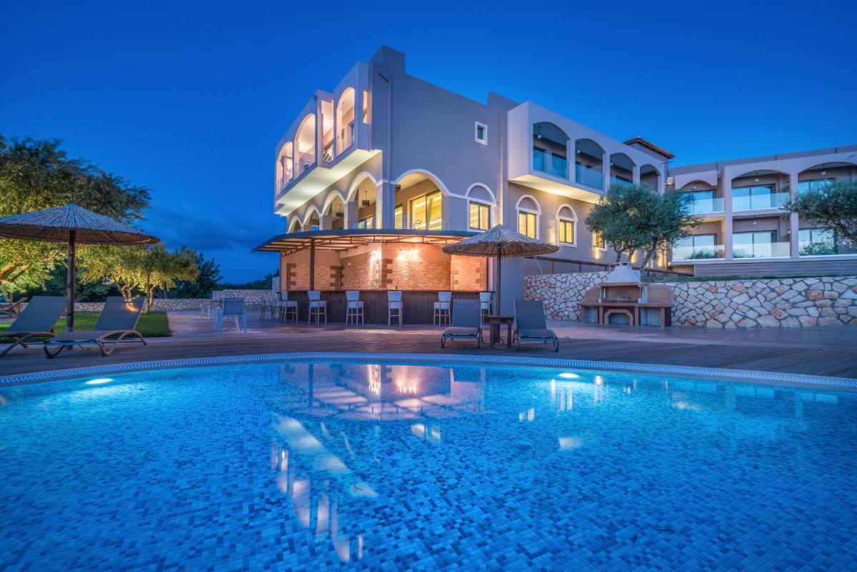 Elegance Luxury Executive Suites - Adults Only