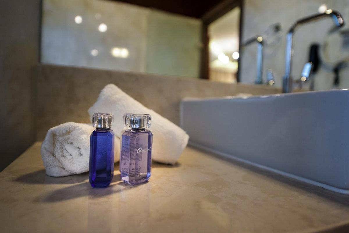 Elegance Luxury Executive Suites - Adults Only