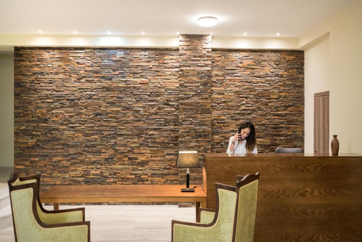 Elegance Luxury Executive Suites - Adults Only