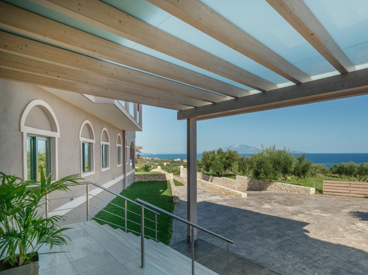 Elegance Luxury Executive Suites - Adults Only