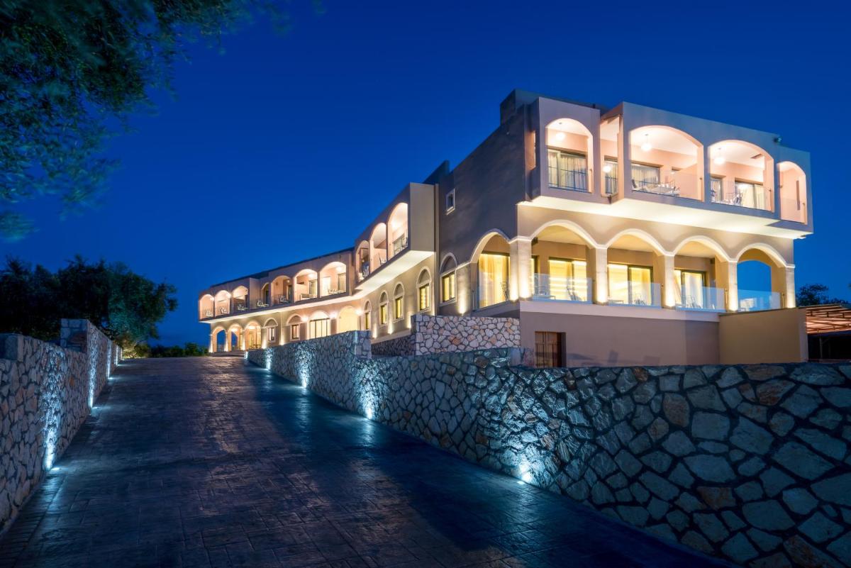 Elegance Luxury Executive Suites - Adults Only