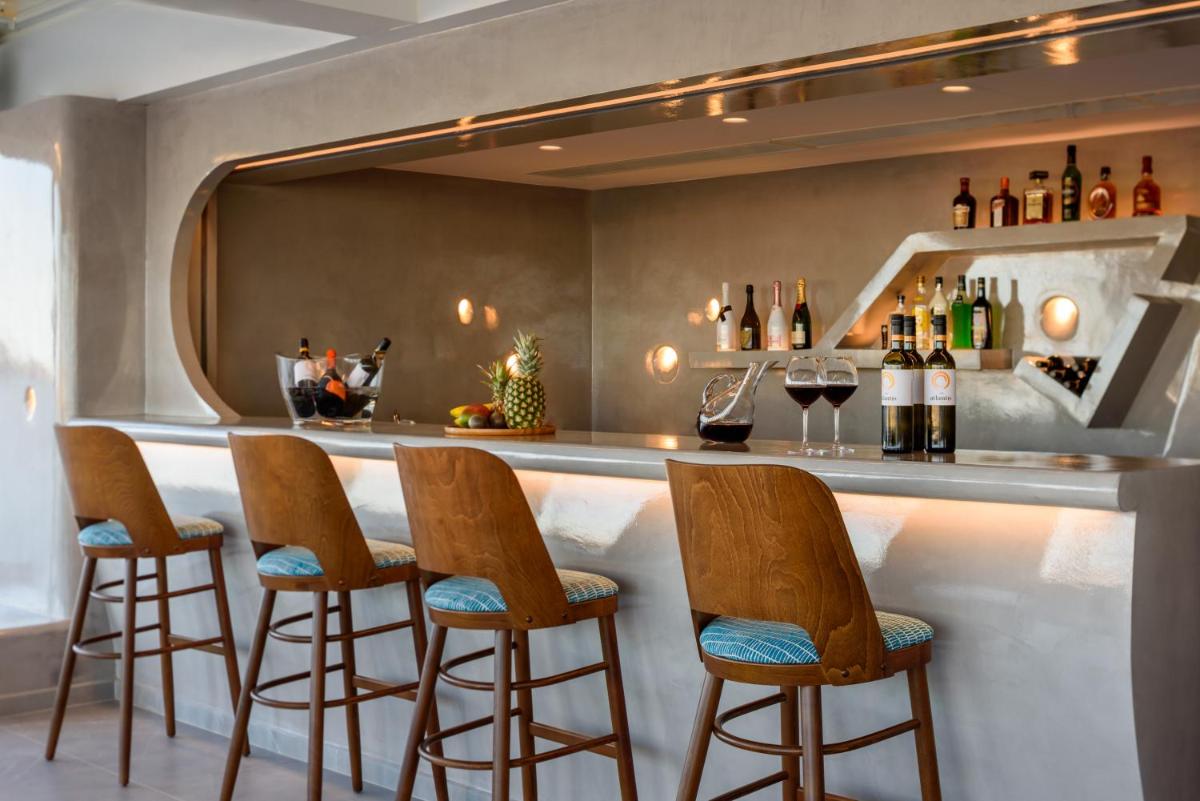 Elements of Caldera Suites