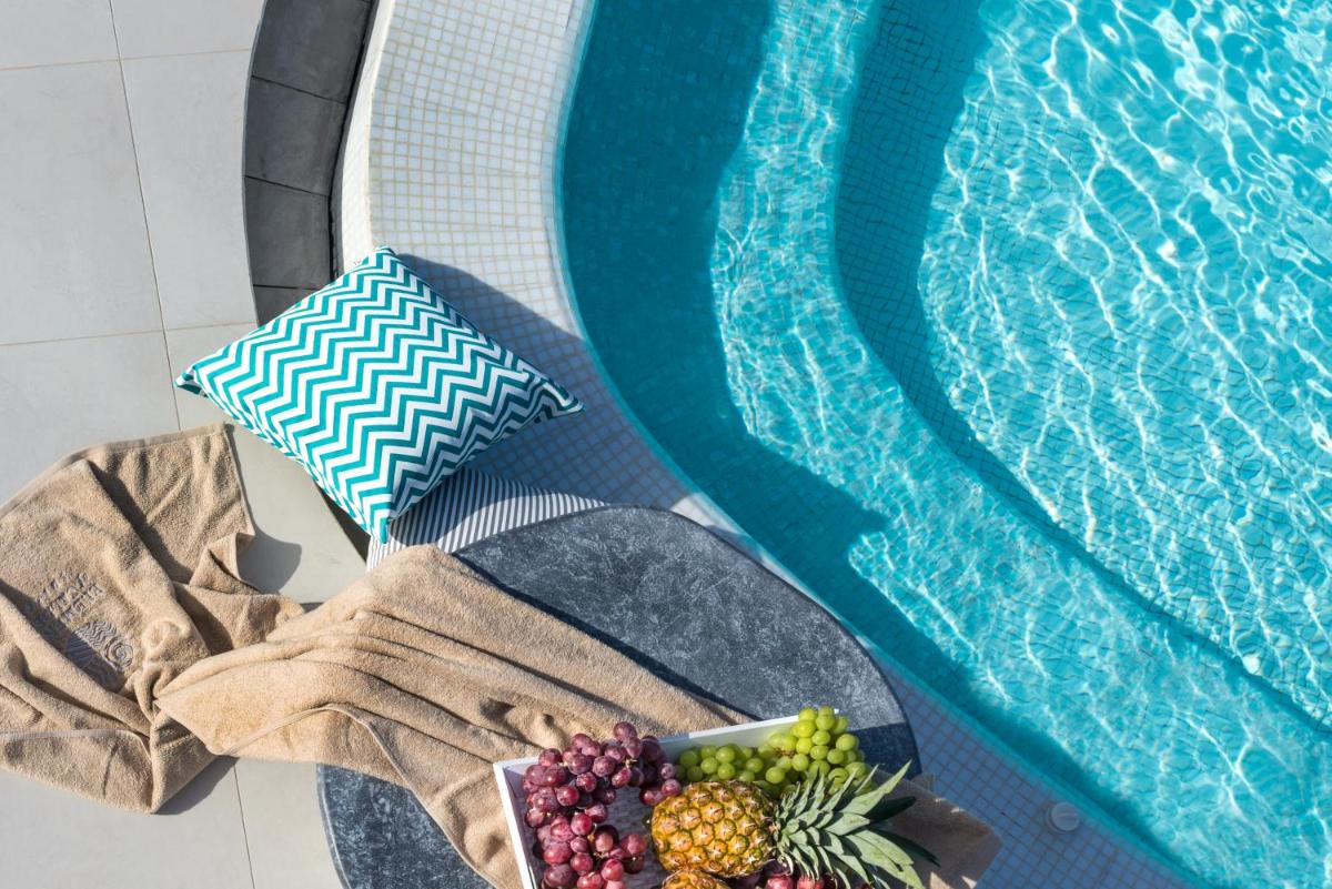 Elements of Caldera Suites