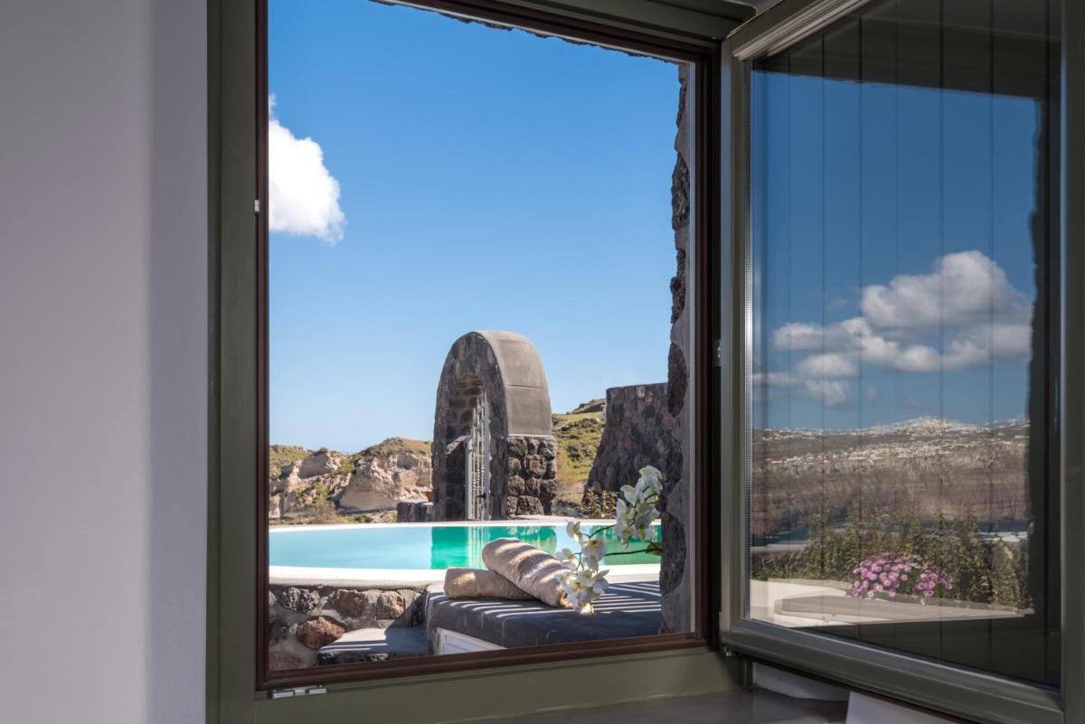 Elements of Caldera Suites