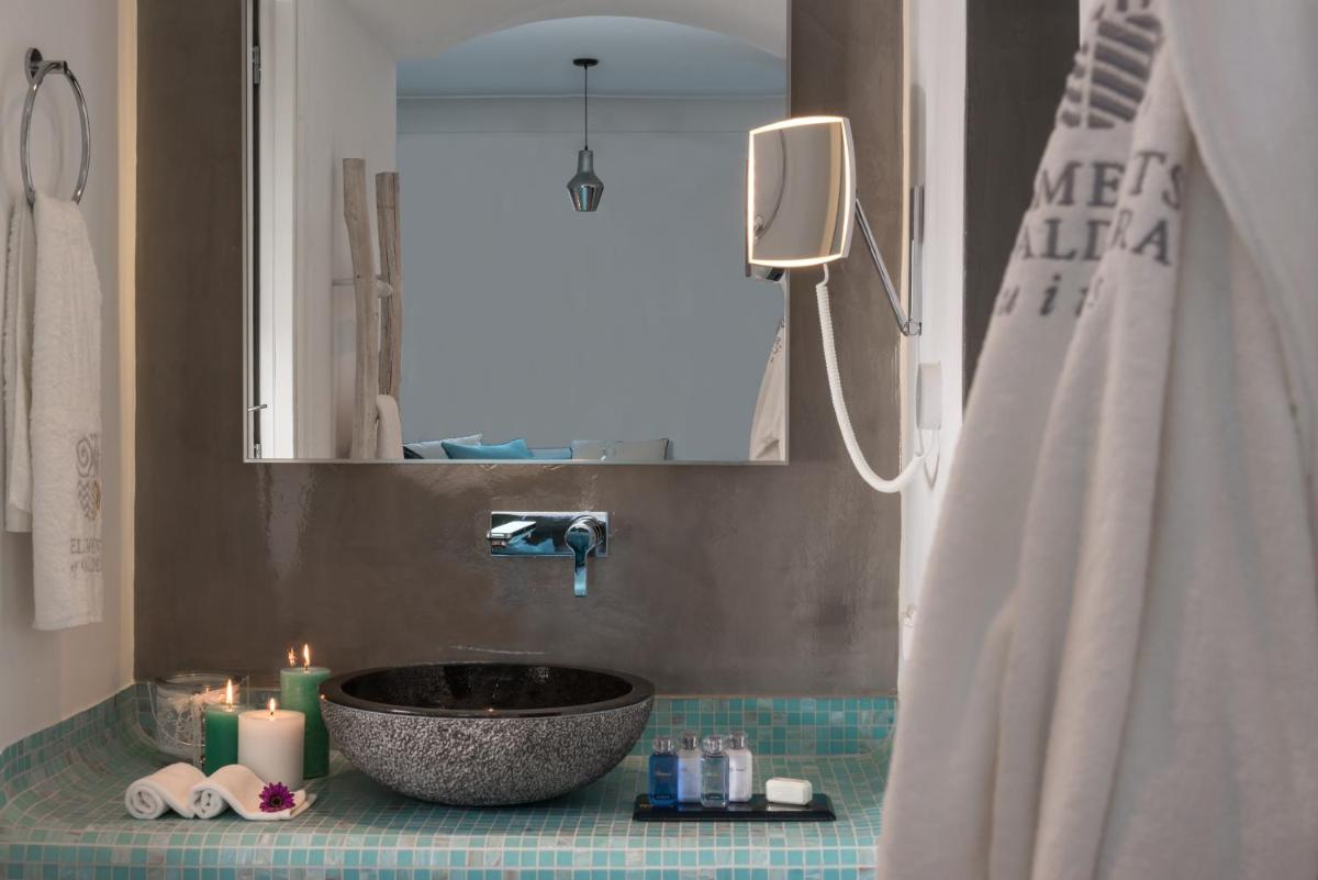 Elements of Caldera Suites