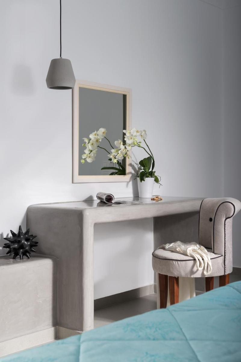 Elements of Caldera Suites