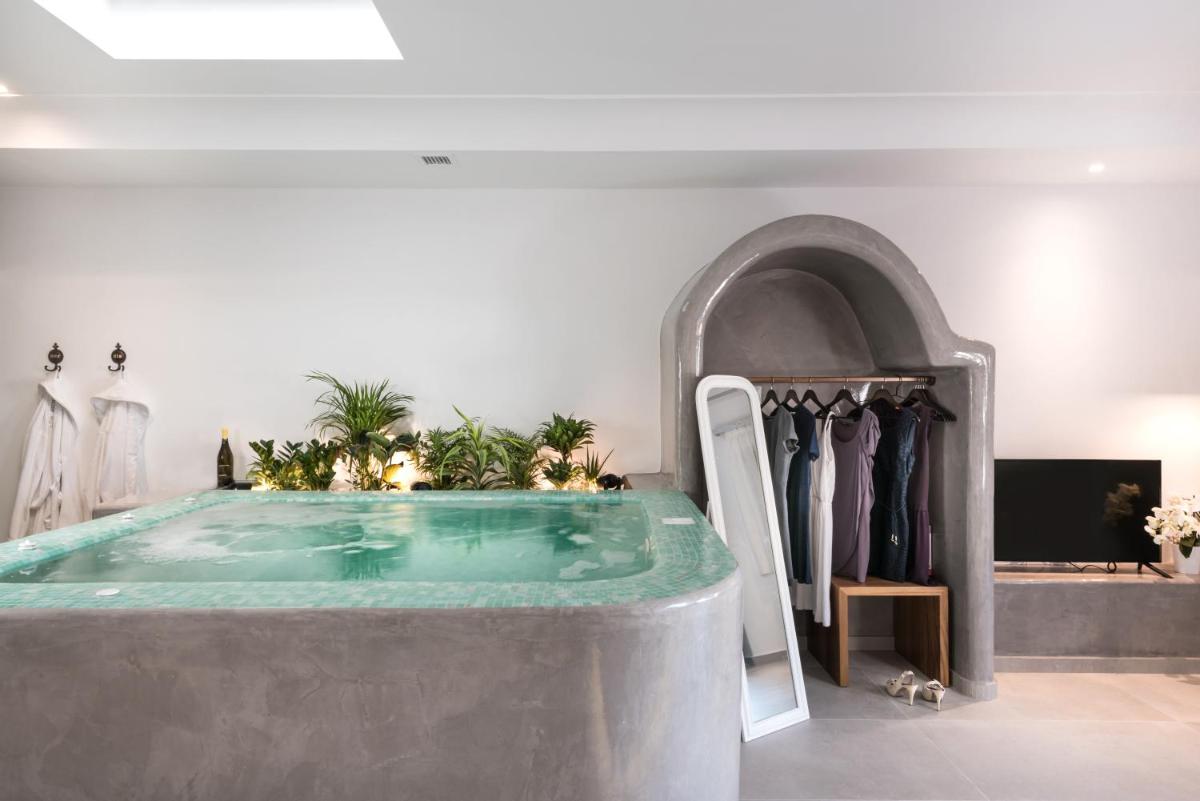 Elements of Caldera Suites