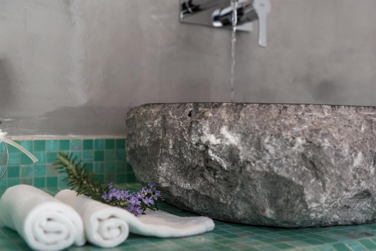 Elements of Caldera Suites