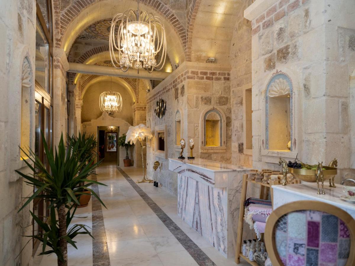 Elika Cave Suites & Spa