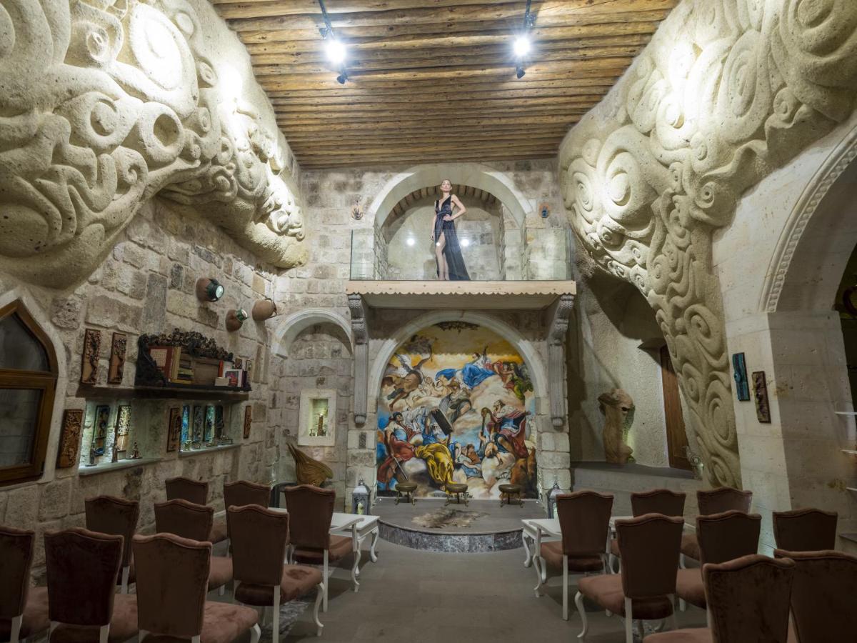 Elika Cave Suites & Spa