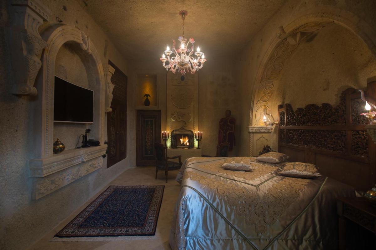 Elika Cave Suites & Spa