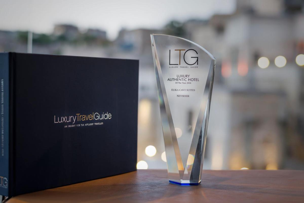 Elika Cave Suites & Spa