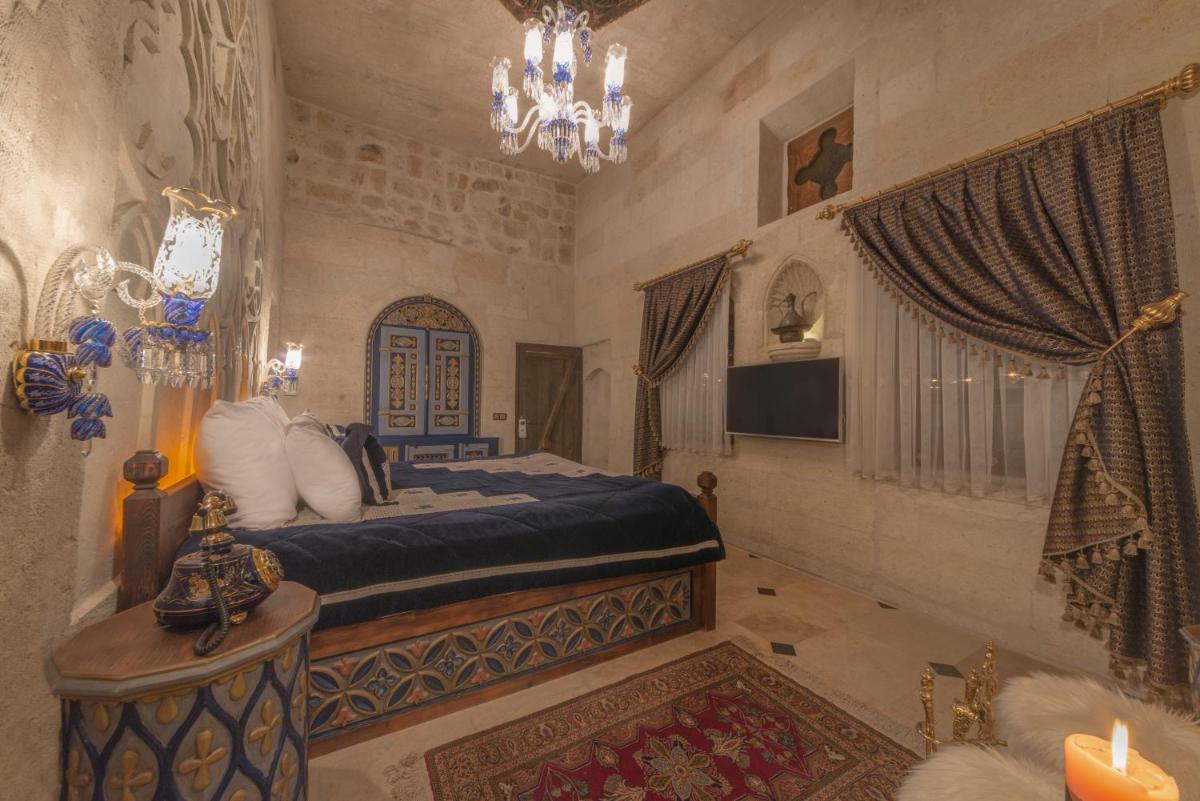 Elika Cave Suites & Spa