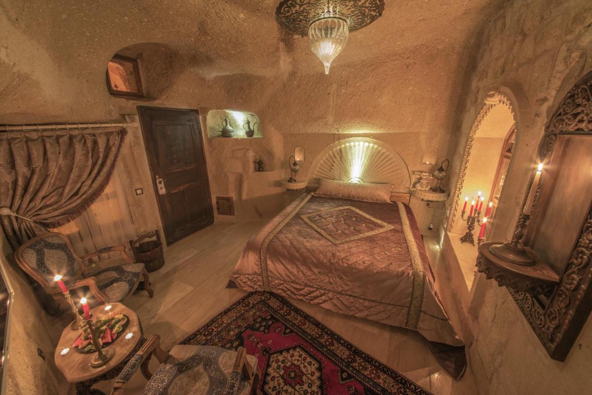 Elika Cave Suites & Spa