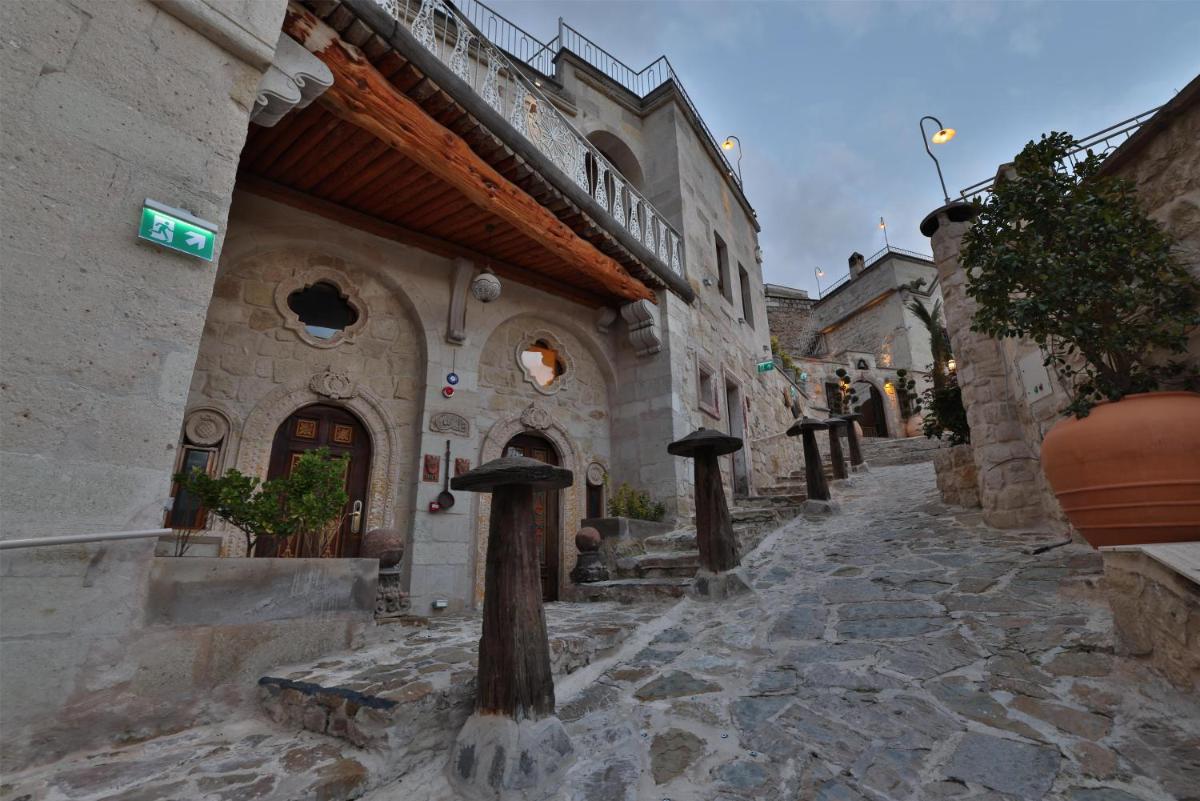 Elika Cave Suites Cappadocia, Curio Collection by Hilton
