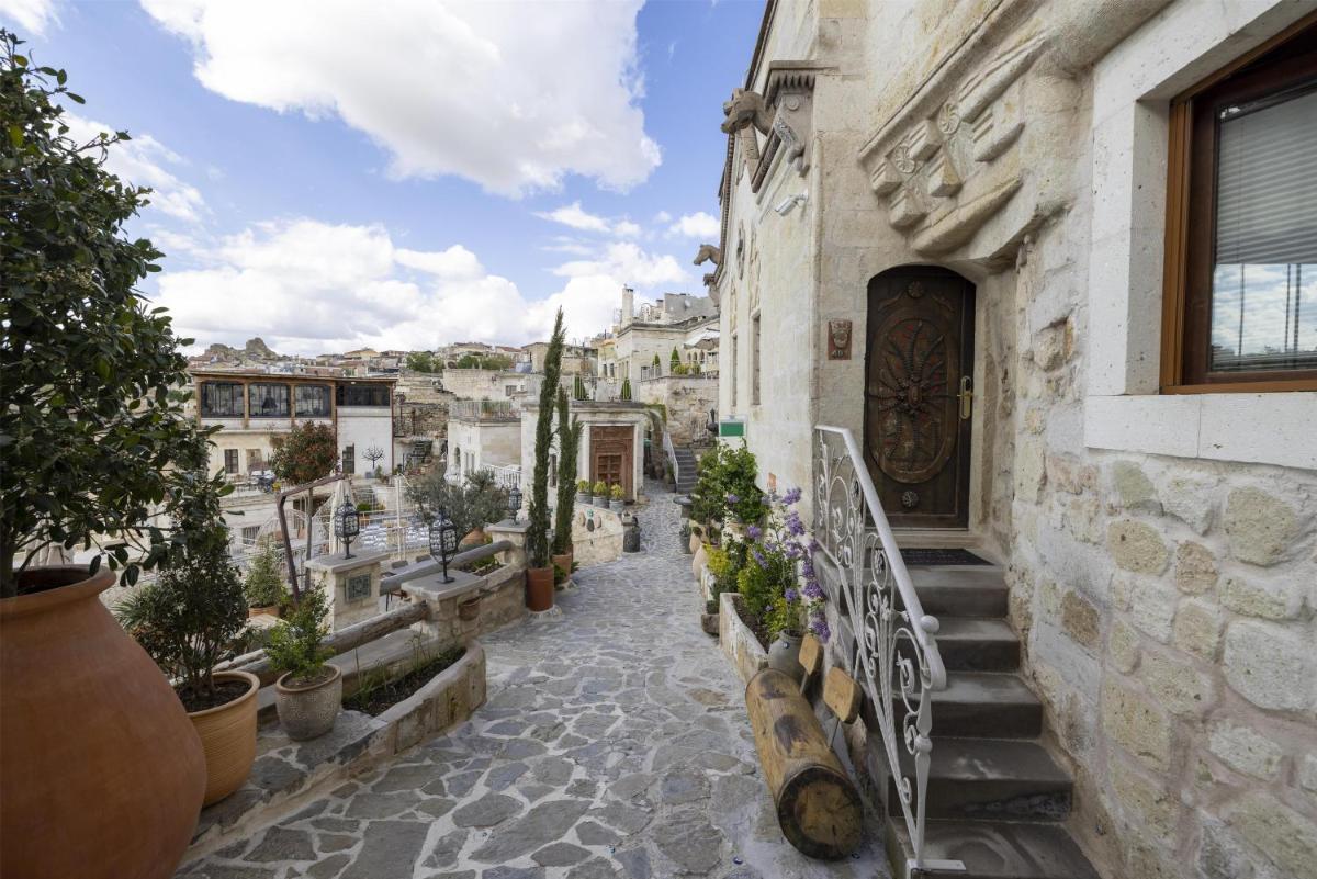 Elika Cave Suites Cappadocia, Curio Collection by Hilton