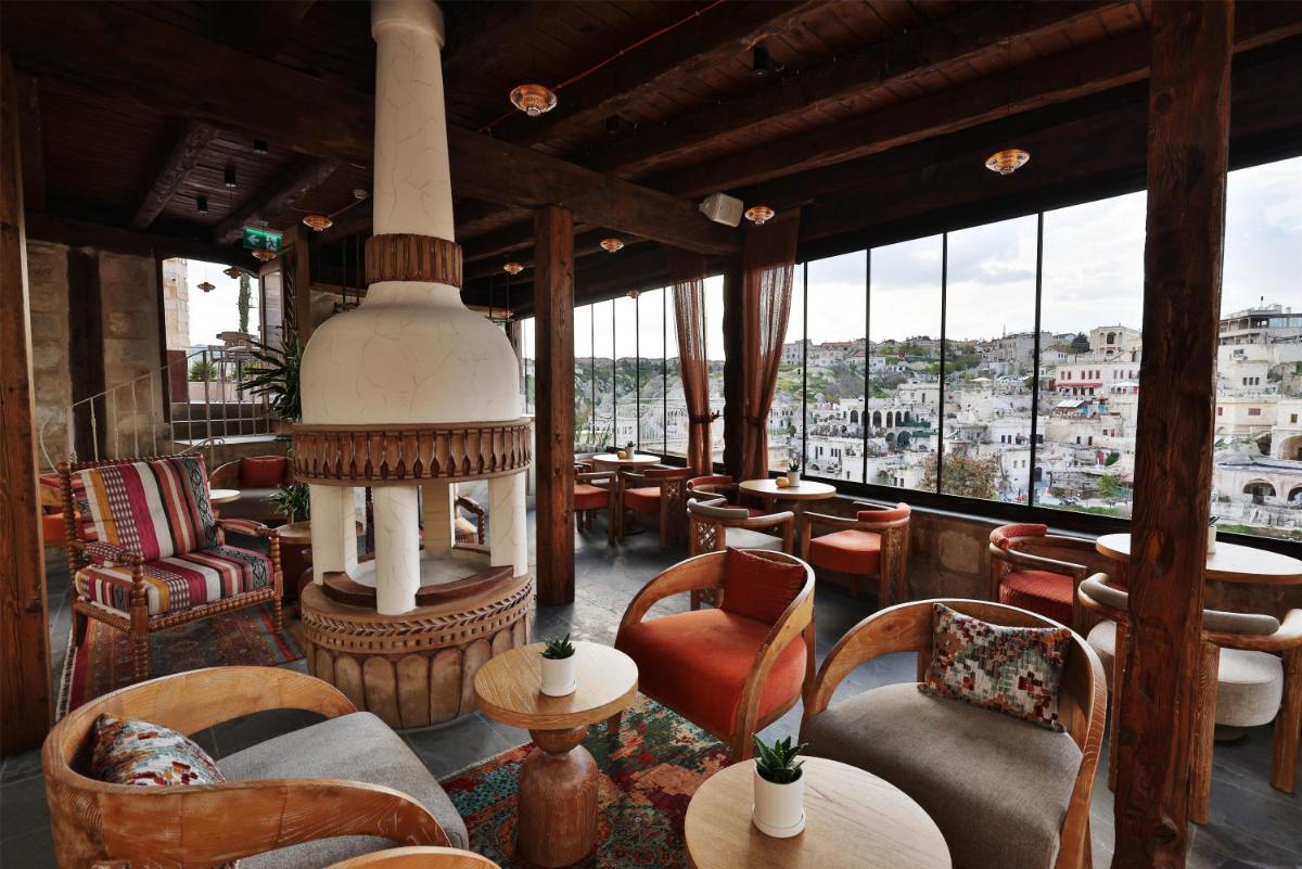 Elika Cave Suites Cappadocia, Curio Collection by Hilton