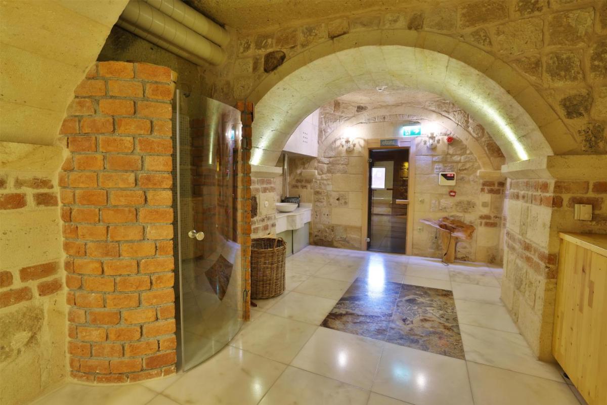 Elika Cave Suites Cappadocia, Curio Collection by Hilton
