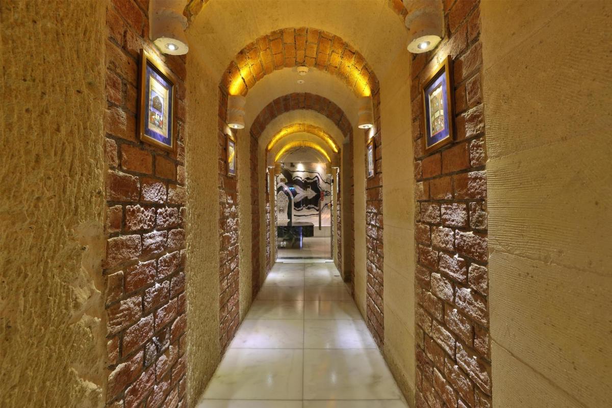 Elika Cave Suites Cappadocia, Curio Collection by Hilton
