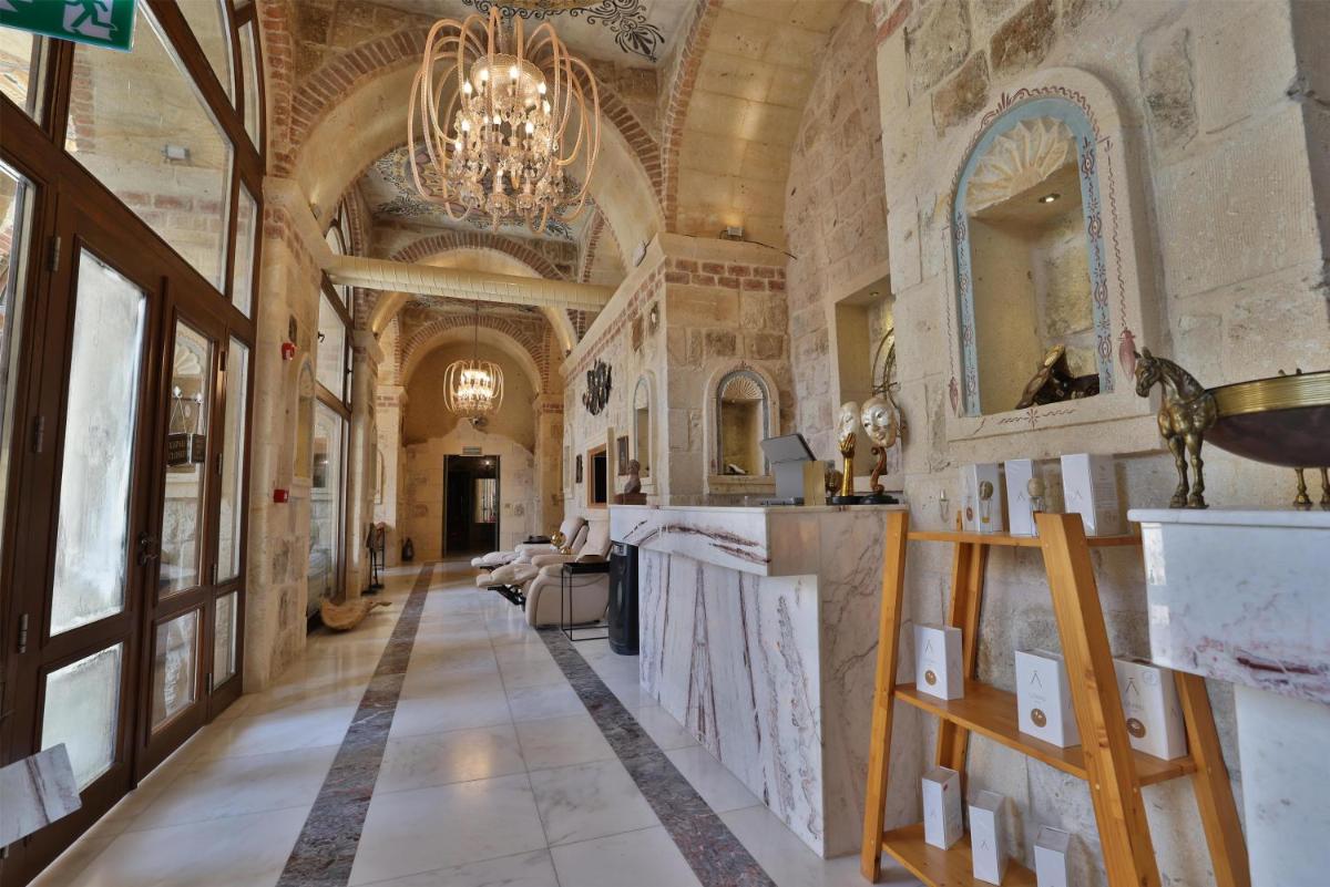 Elika Cave Suites Cappadocia, Curio Collection by Hilton