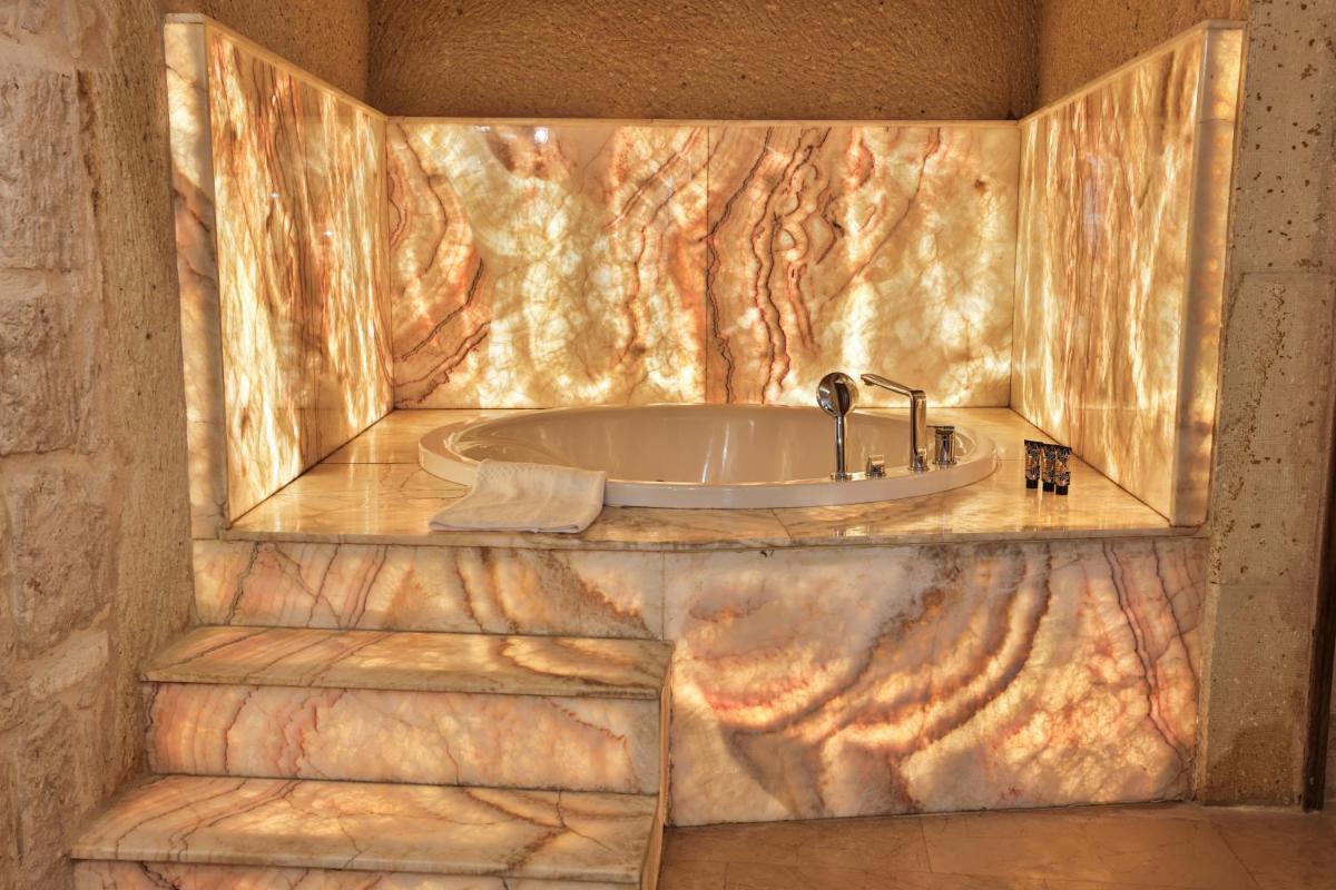 Elika Cave Suites Cappadocia, Curio Collection by Hilton