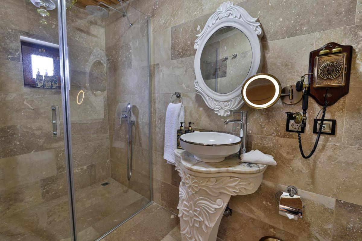 Elika Cave Suites Cappadocia, Curio Collection by Hilton