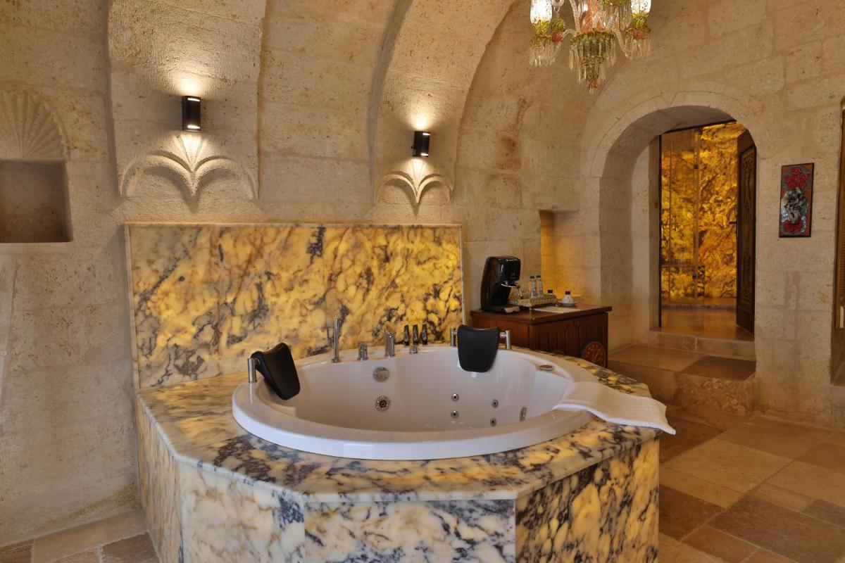 Elika Cave Suites Cappadocia, Curio Collection by Hilton