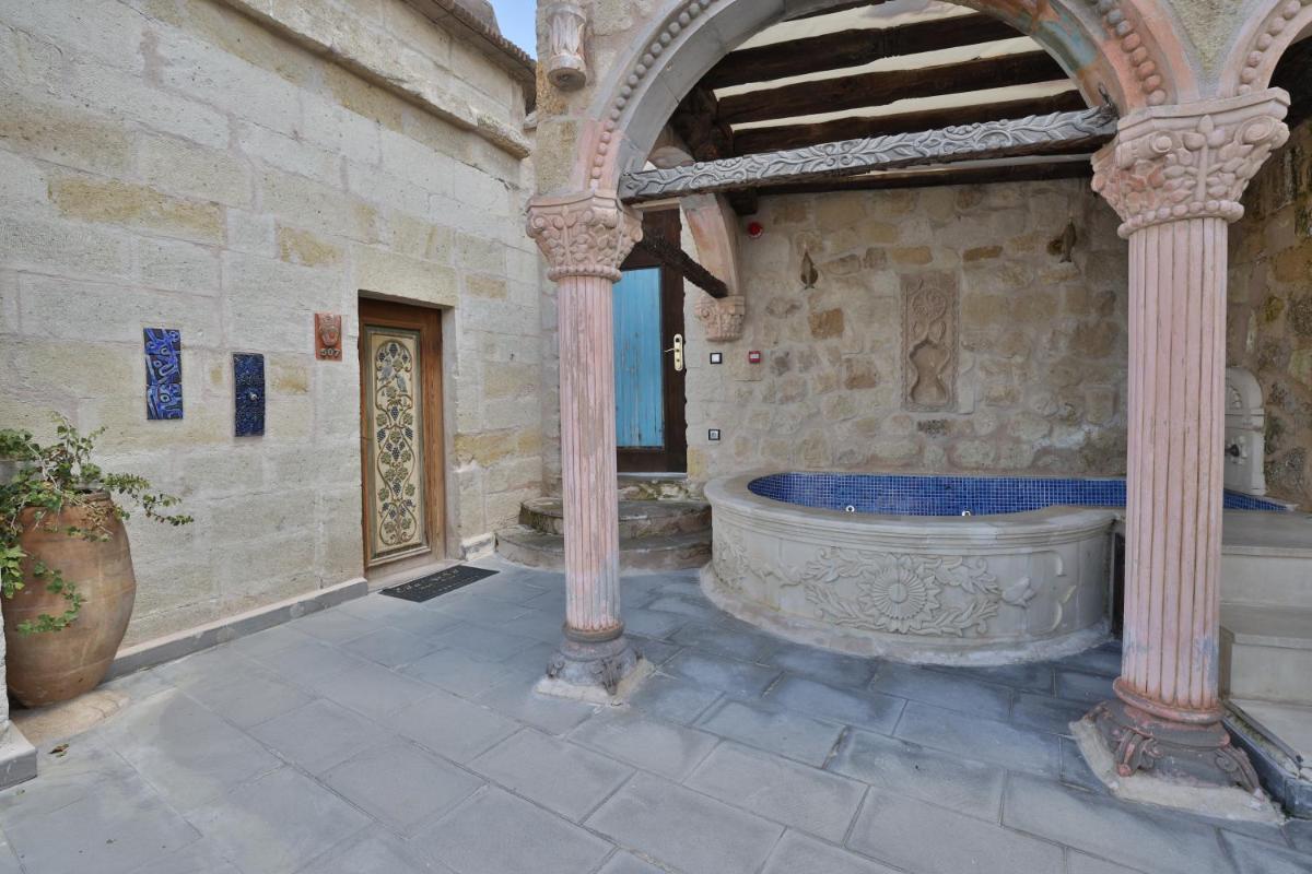 Elika Cave Suites Cappadocia, Curio Collection by Hilton