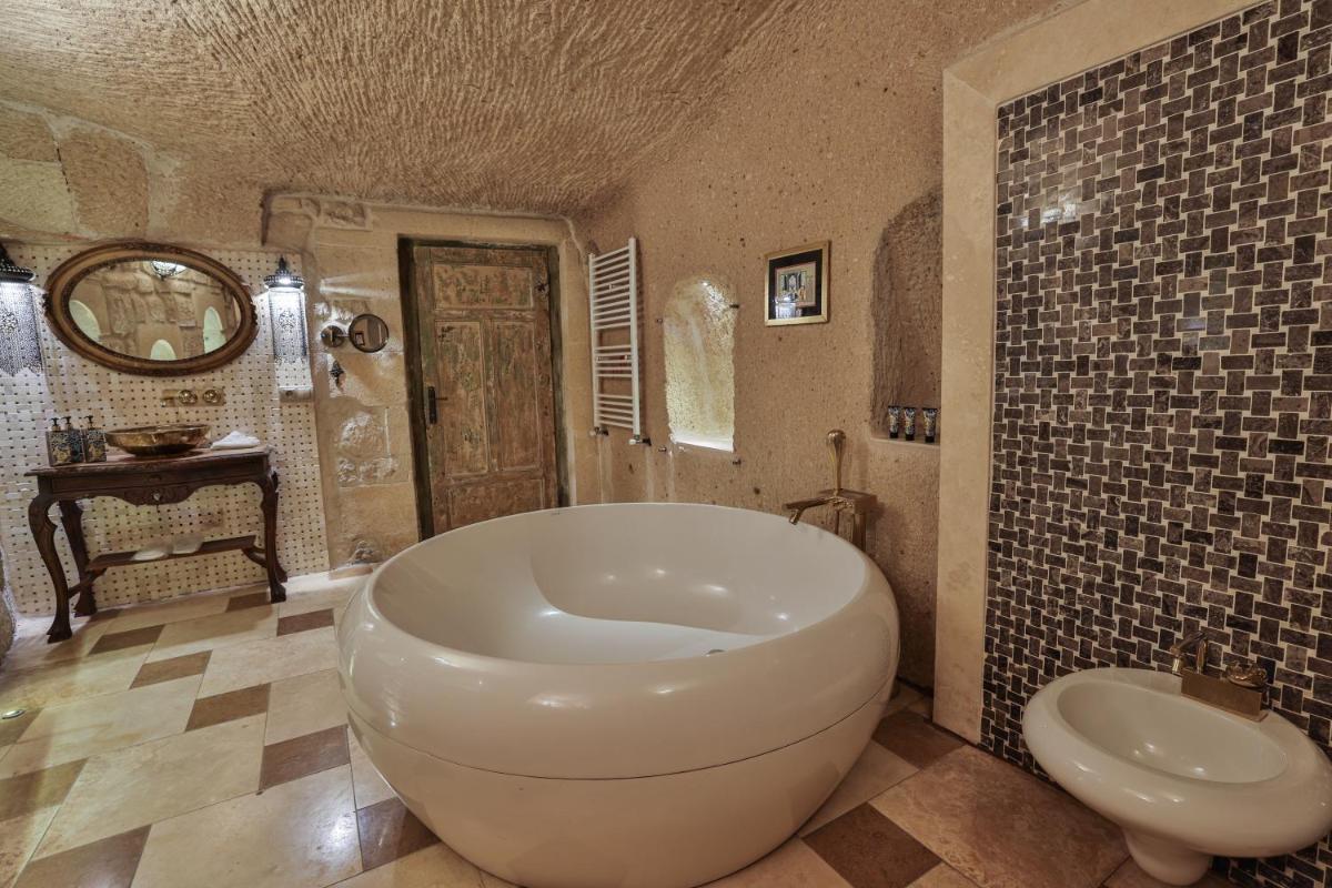 Elika Cave Suites Cappadocia, Curio Collection by Hilton