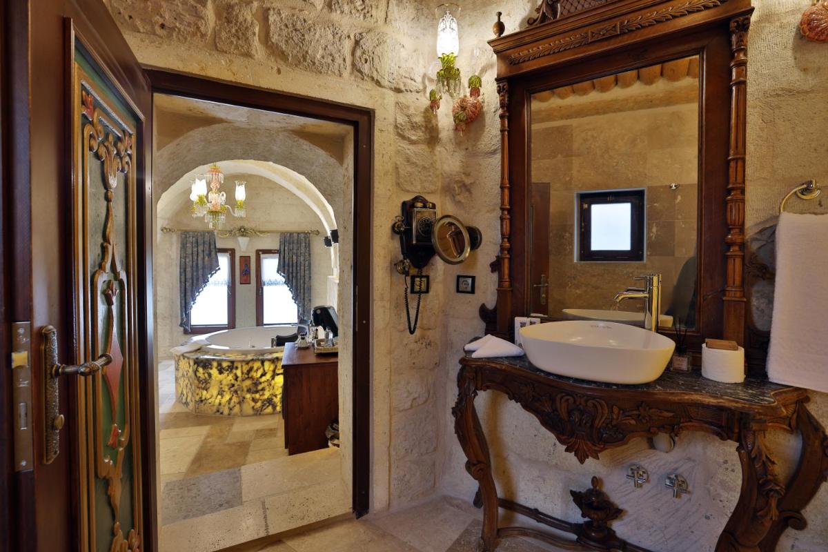 Elika Cave Suites Cappadocia, Curio Collection by Hilton