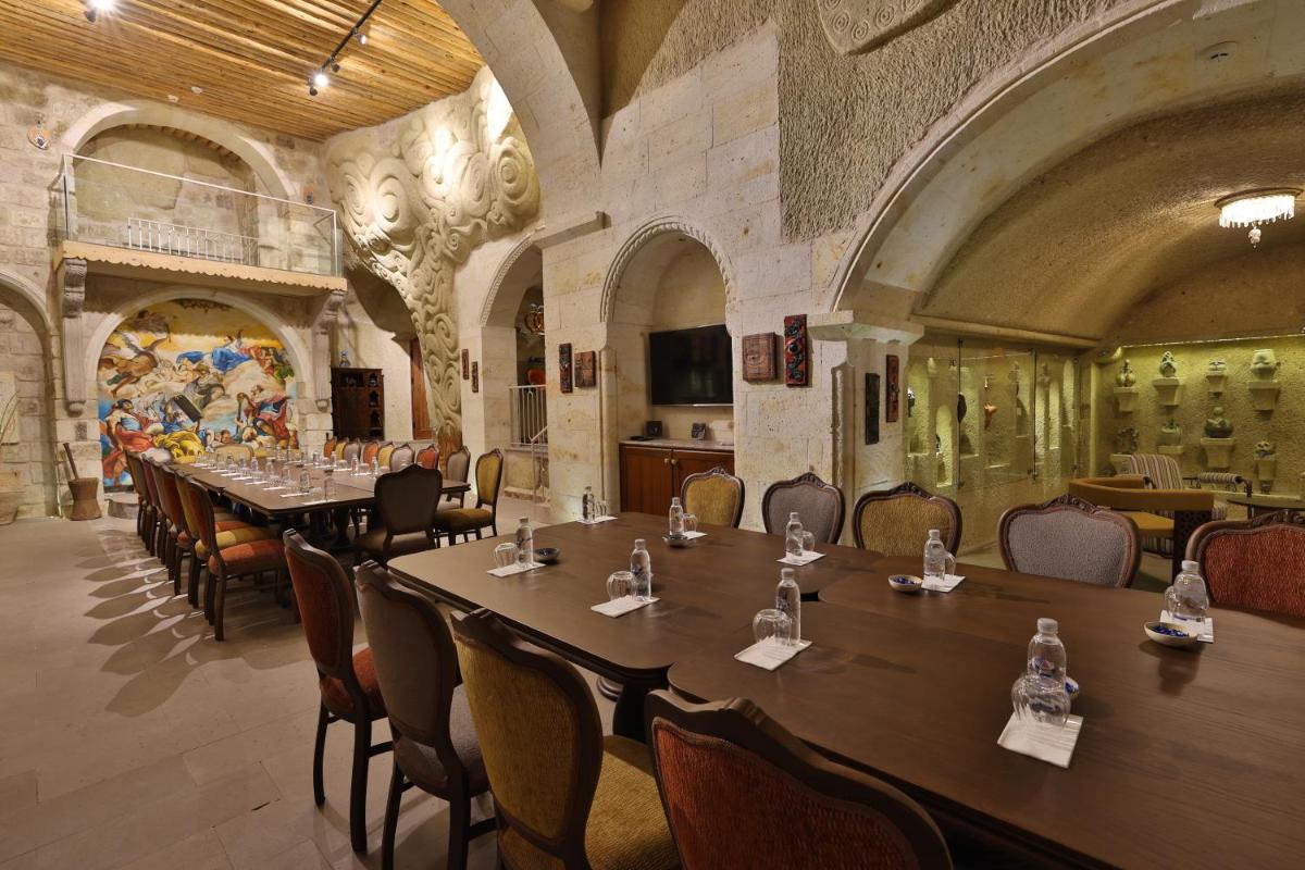 Elika Cave Suites Cappadocia, Curio Collection by Hilton