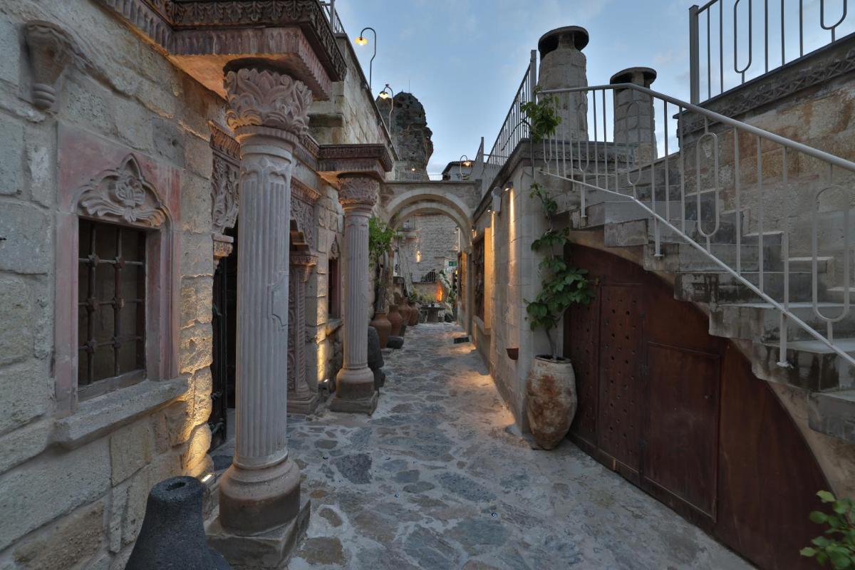 Elika Cave Suites Cappadocia, Curio Collection by Hilton