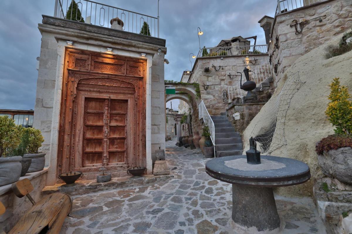 Elika Cave Suites Cappadocia, Curio Collection by Hilton