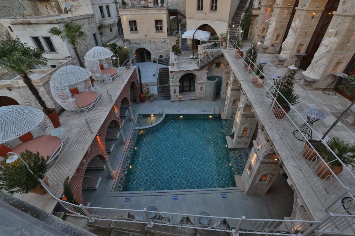 Elika Cave Suites Cappadocia, Curio Collection by Hilton
