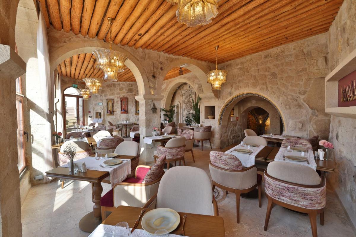 Elika Cave Suites Cappadocia, Curio Collection by Hilton