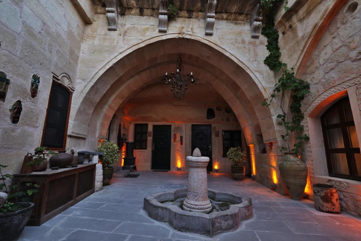 Elika Cave Suites Cappadocia, Curio Collection by Hilton